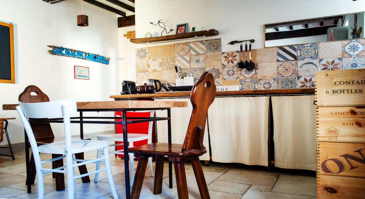 Hotel ManillaHouse Montepulciano Stazione Esterno foto